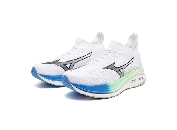 Mizuno Neo Zen Vit/Svart 7 Nyheten “alla” har väntat på! 