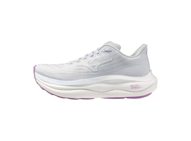 Wave Sky 9 W Lys blå/Hvit 5,5 Nyhet – maximal dämpning och komfort 